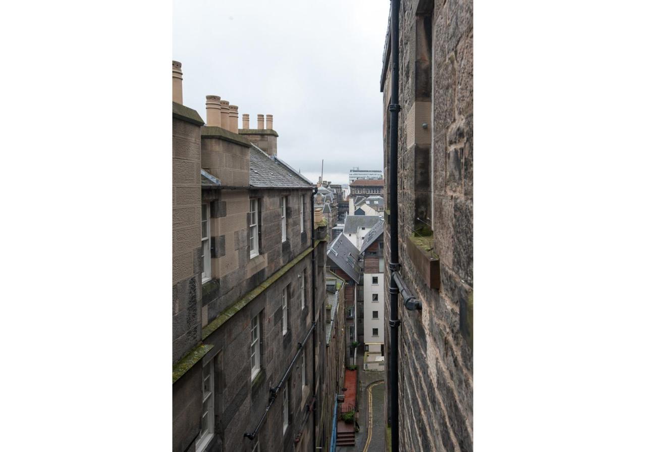 Appartamento Parliament Sq Edimburgo Esterno foto